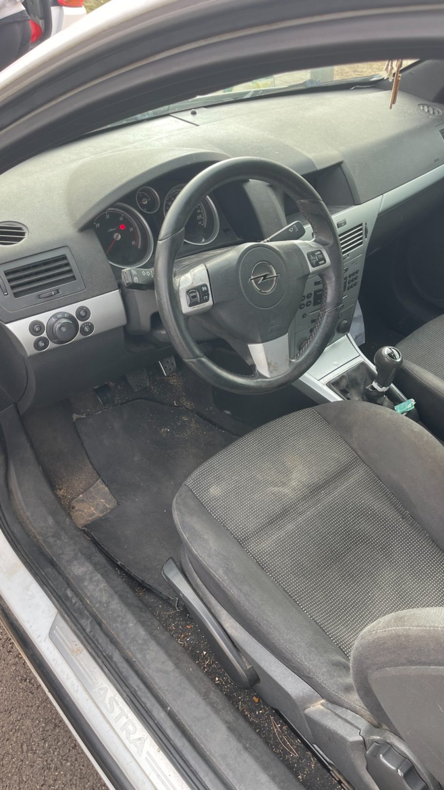 Limpieza integral de coche a domicilio en mallorca